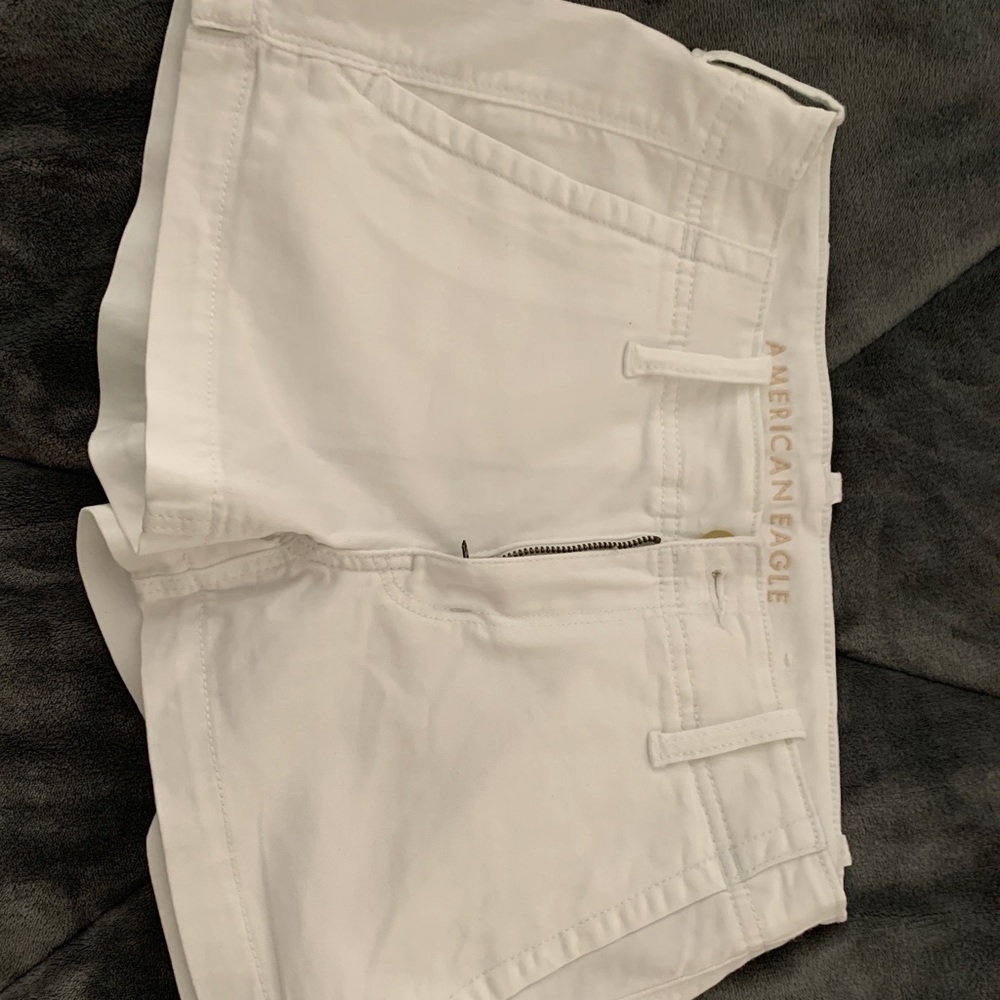 American Eagle White Shorts - size 2!